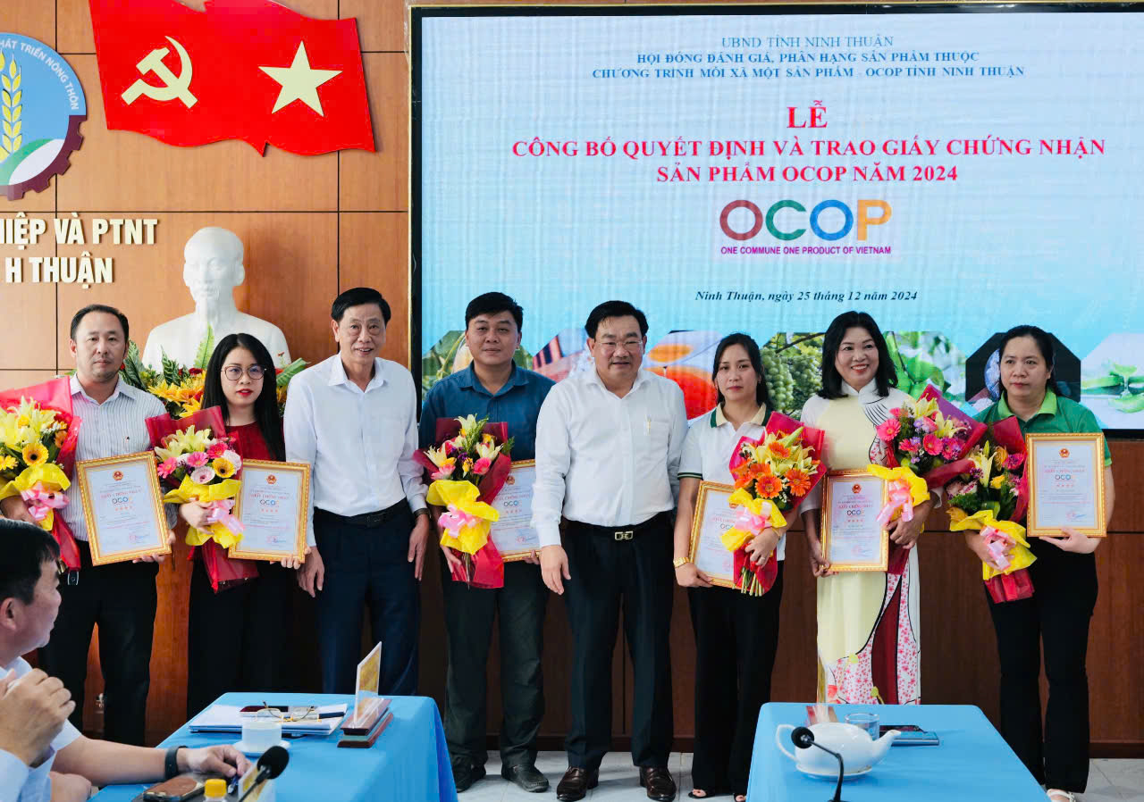 Anh luu niem Ocop 2024